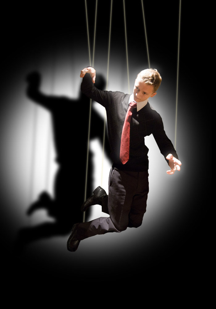 Нами управляют как хотят