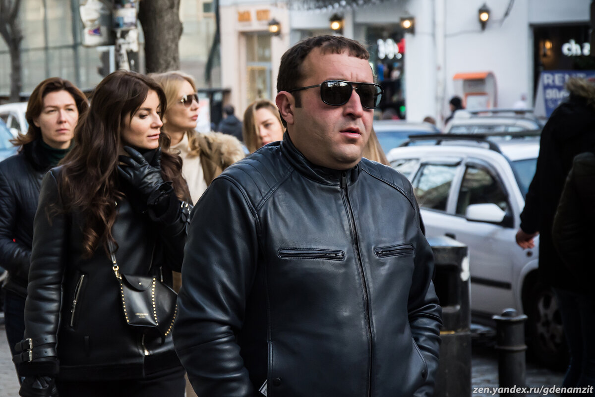 Сравниваю грузинских актеров из советских фильмов и реальных грузин на улицах Тбилиси