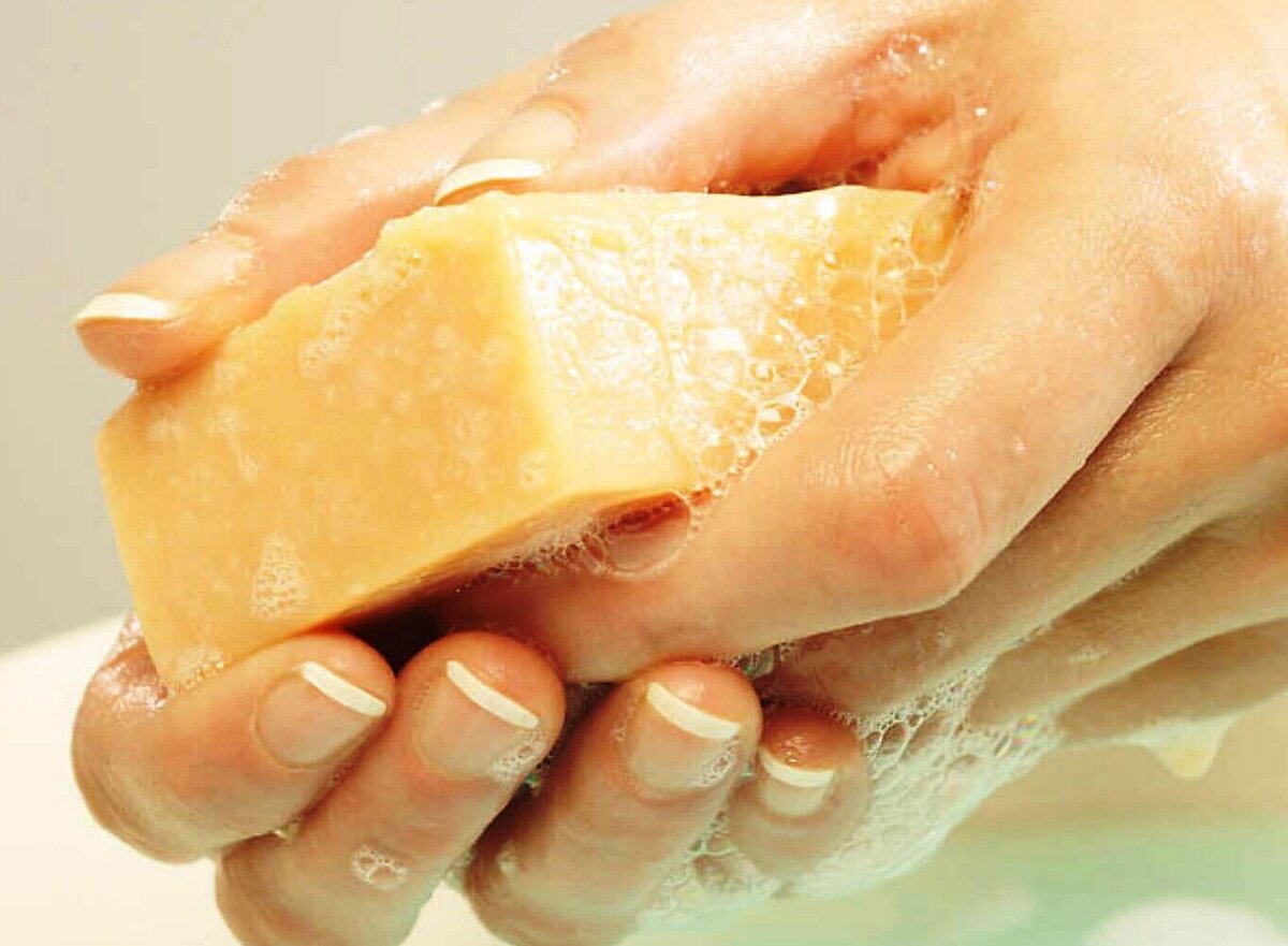 Вот такой вот нехитрый способ защиты рук. (Изображение взято из Яндекс картинок).