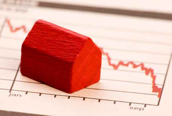 Элон Маск спешит продать активы, прежде чем цены упадут, как и прогнозируется позднее в этом году. 