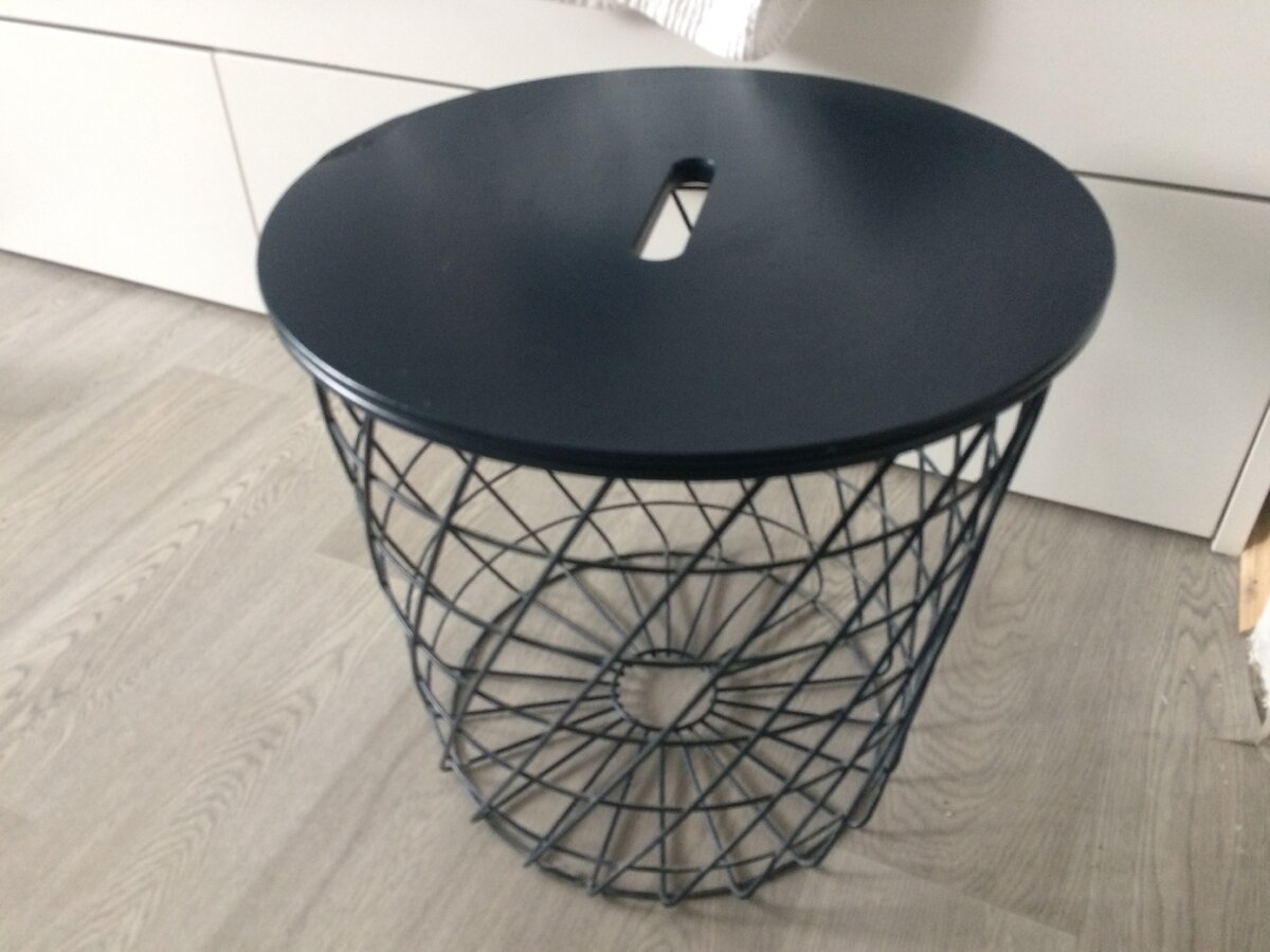 Стол КВИСТБРУ