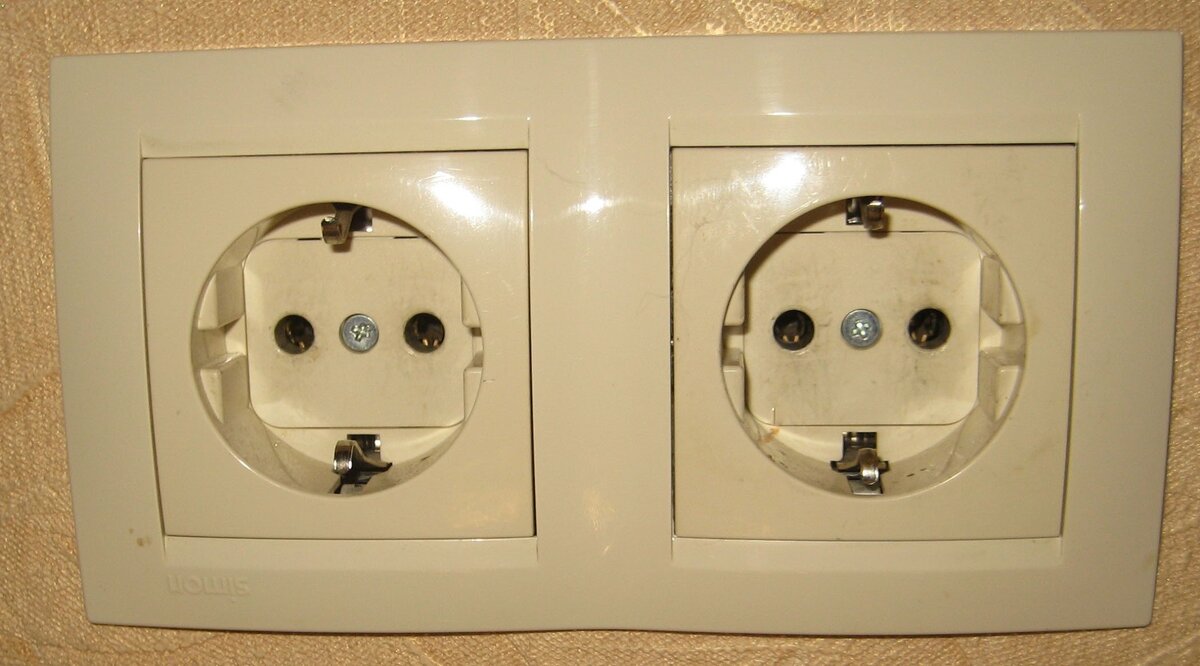 Штепсельные розетки