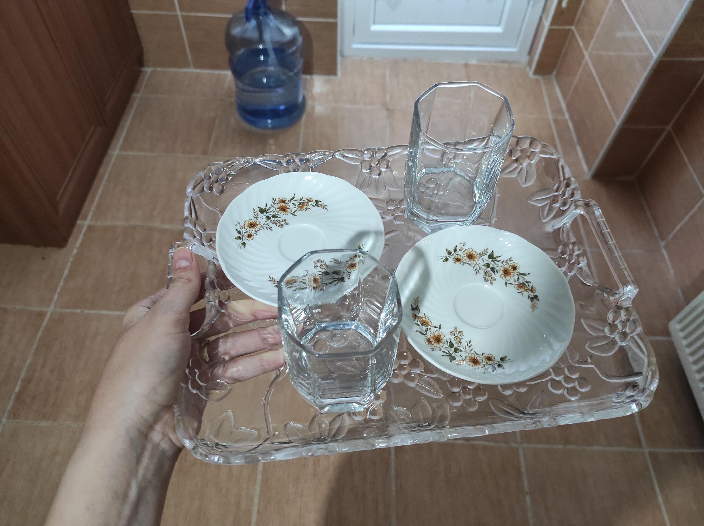 Хотела выбрать поднос для дома, оказалось, что это не так-то просто. В итоге купила 43
