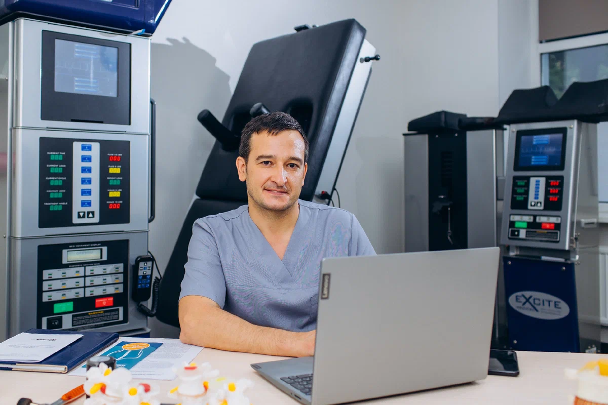 главный врач клиники