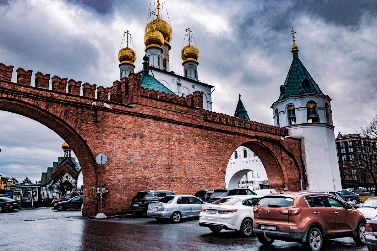 "Типа Кремлевская стена". Фотография автора.