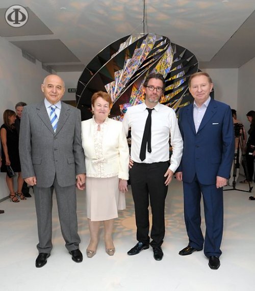 Михаил Аронович и Софа Иосифовна Пинчуки (слева)