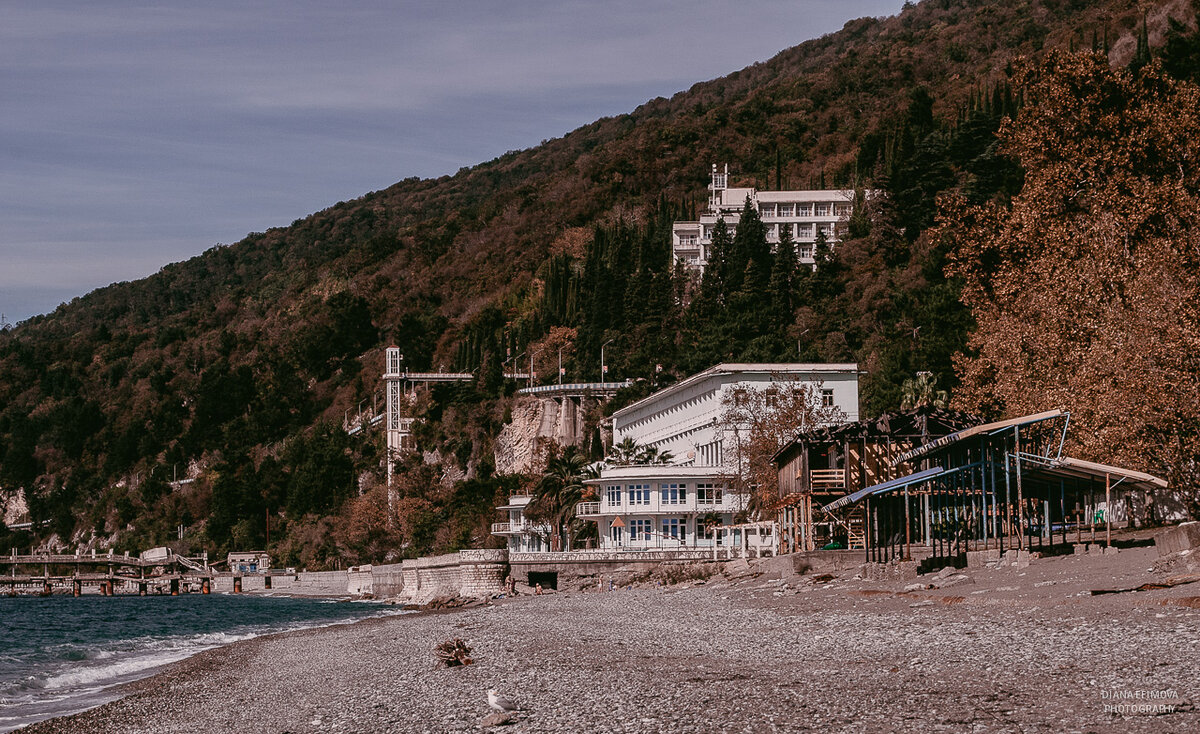 Гагра, еще фото в карусели