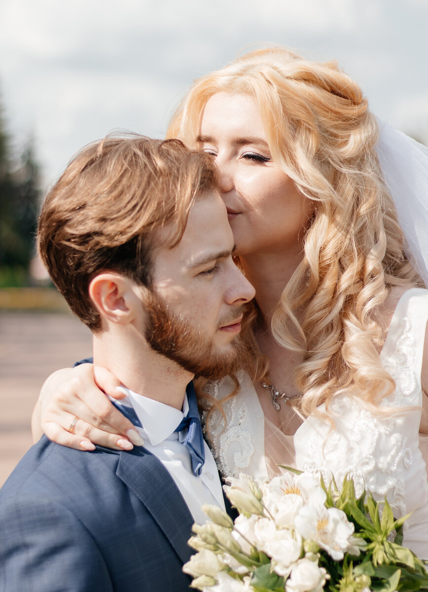 Молодожёны Елена и Рушат, Уфа, 2022