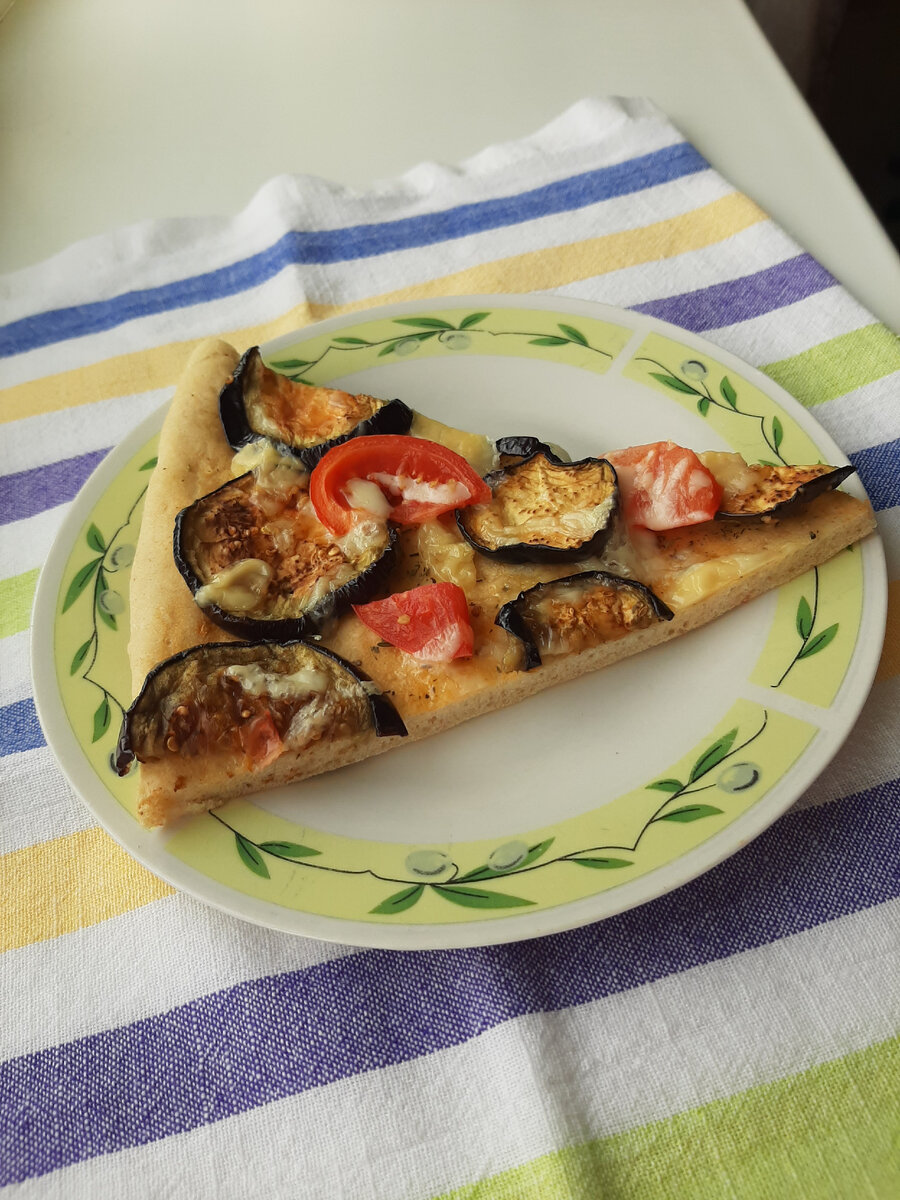 Пицца с баклажанами