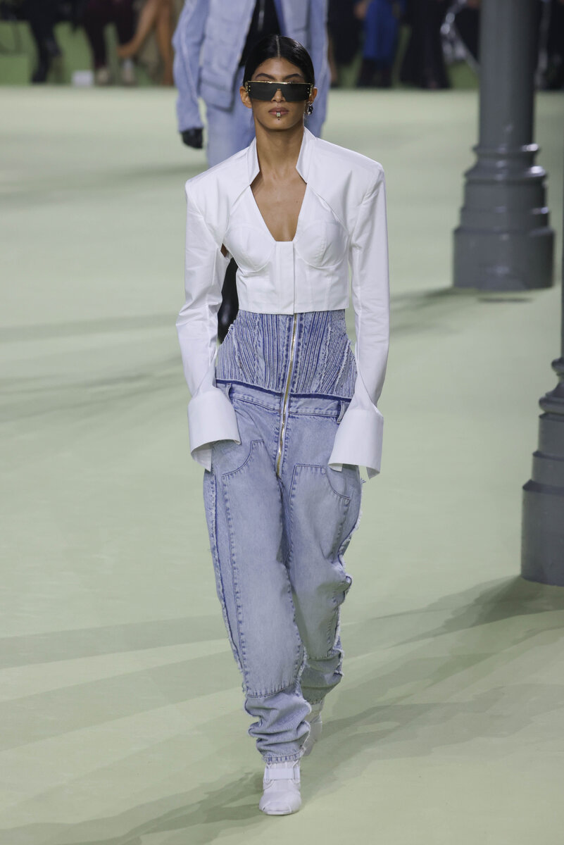    Balmain осень-зима 2022/23LEGION-MEDIA
