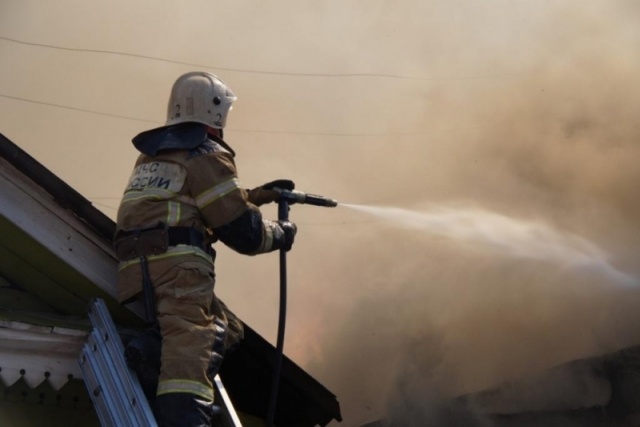    Тушение пожара ГУ МЧС РФ по Самарской области