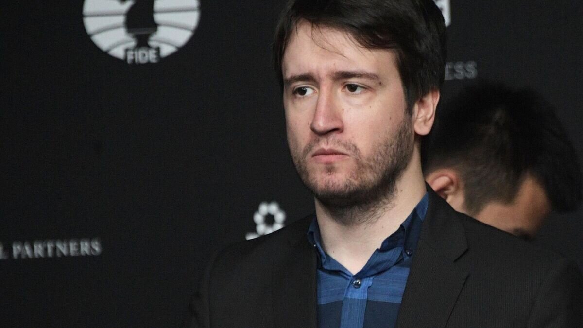    Гроссмейстер Теймур Раджабов (Азербайджан) во время этапа Гран-при Москвы по шахматам.© РИА Новости / Владимир Федоренко