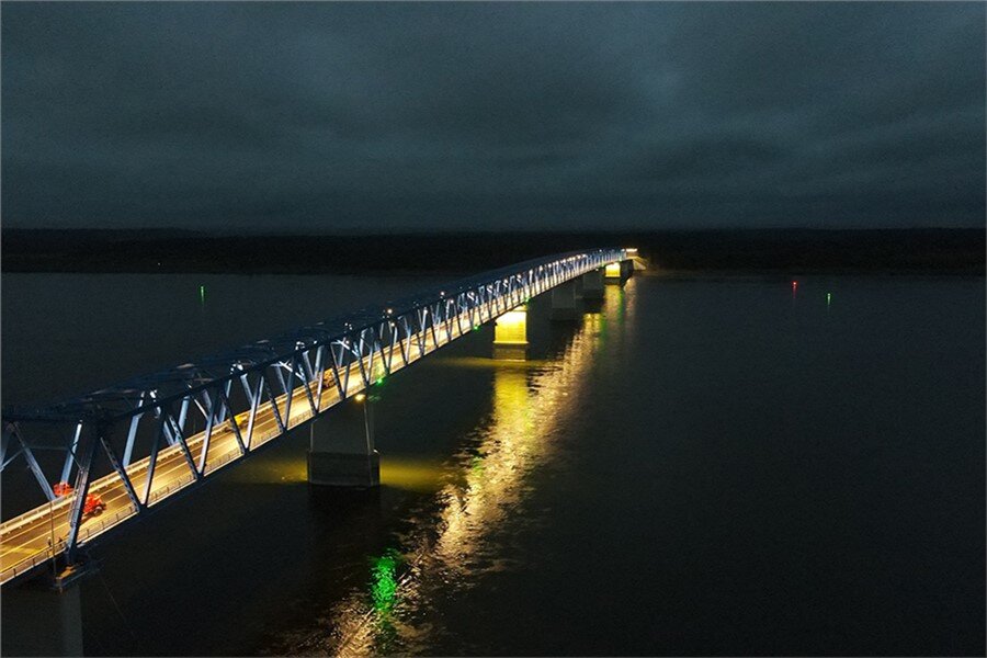Мост оборудовали подсветкой
Фото: Александр Черных / krskstate.ru