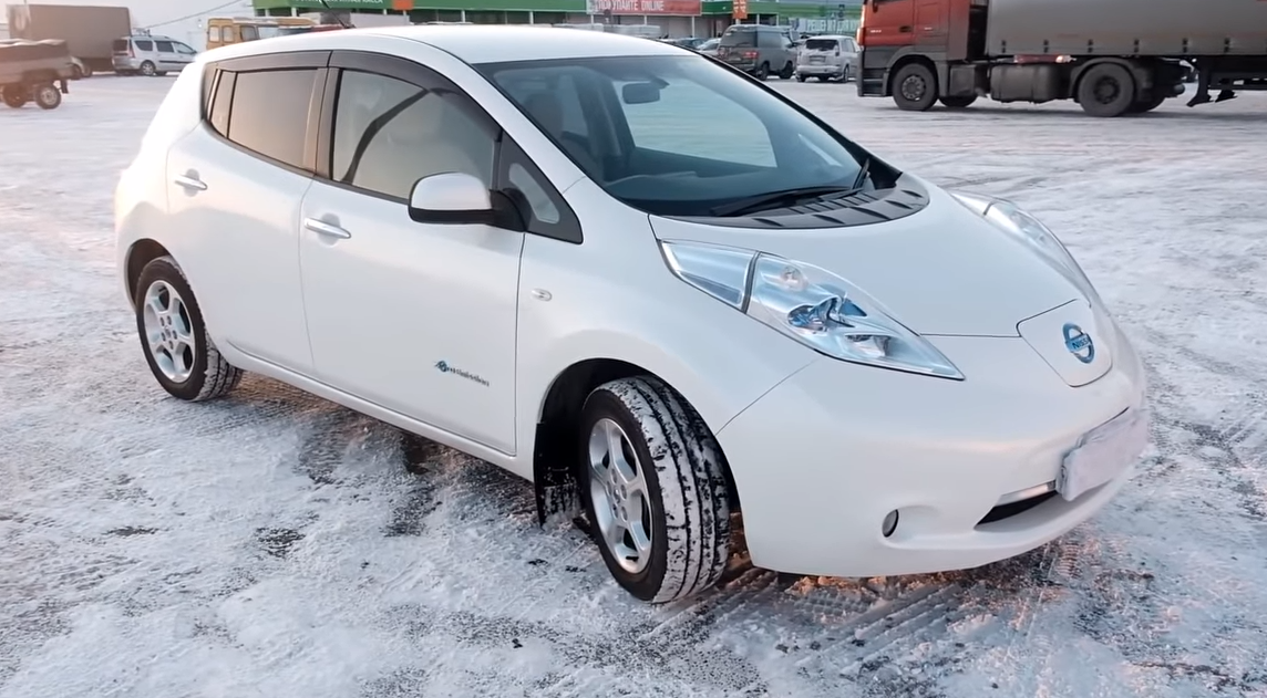 Nissan Leaf с Youtube канала Север ДВ 