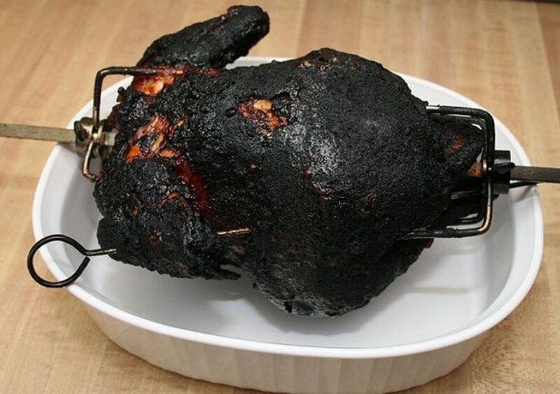 Фото из Интернета. Подгоревшая курочка