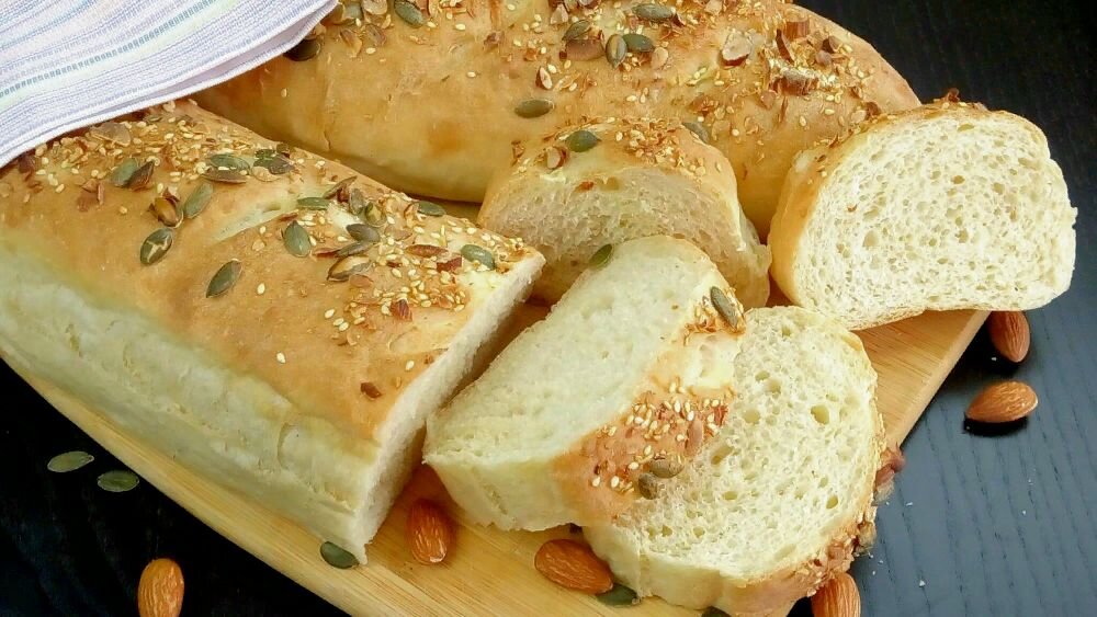 Привет!  Я сегодня предлагаю приготовить хлеб. Ароматный, вкусный, с орехами и семечками. Ну что может быть лучше домашнего хлеба?! 