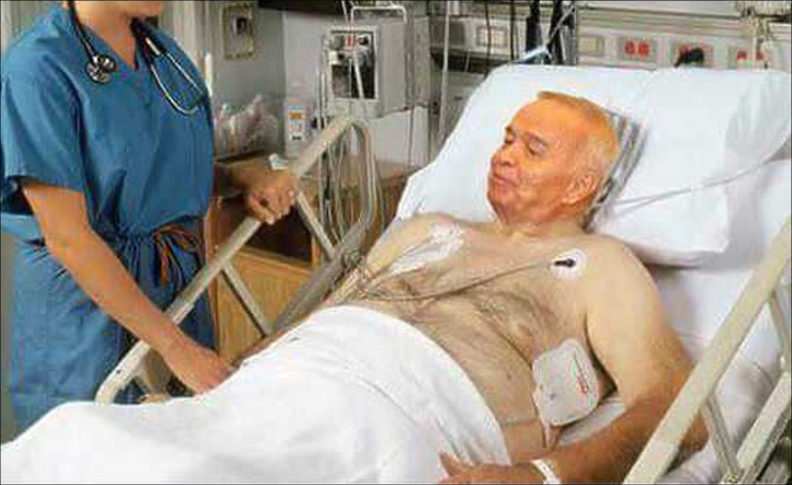 Фейковая (поддельная) фотография Ислама Каримова на больничной койке. Август 2016 года. Автор неизвестен