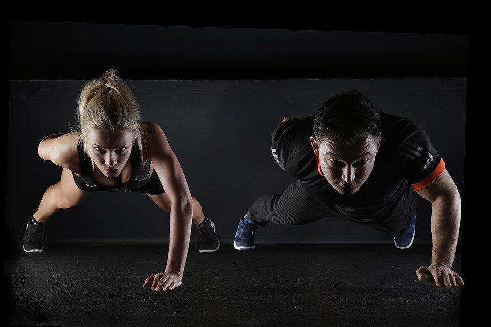 https://cdn.pixabay.com/photo/2017/04/27/08/29/sport-2264825_960_720.jpg