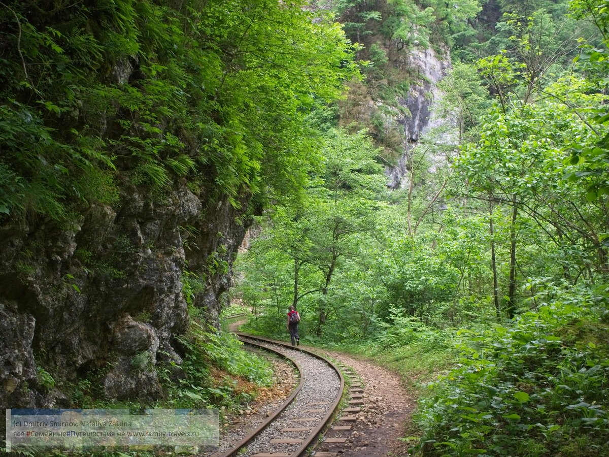 гуамское ущелье достопримечательности