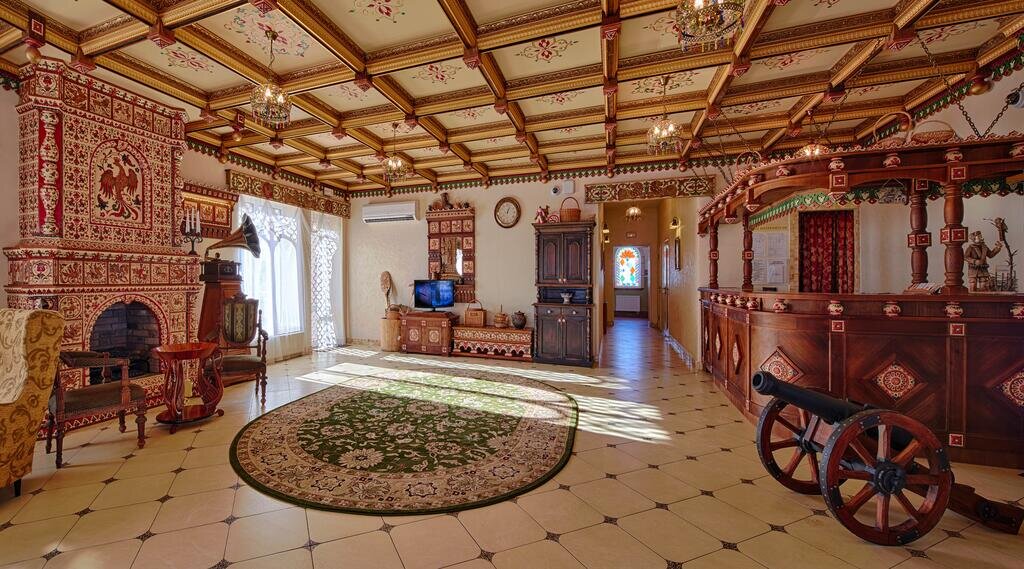 Источник: Booking.com. Изразцовая печь, расписные потолки, муляжи пушек - настоящий дом-музей.