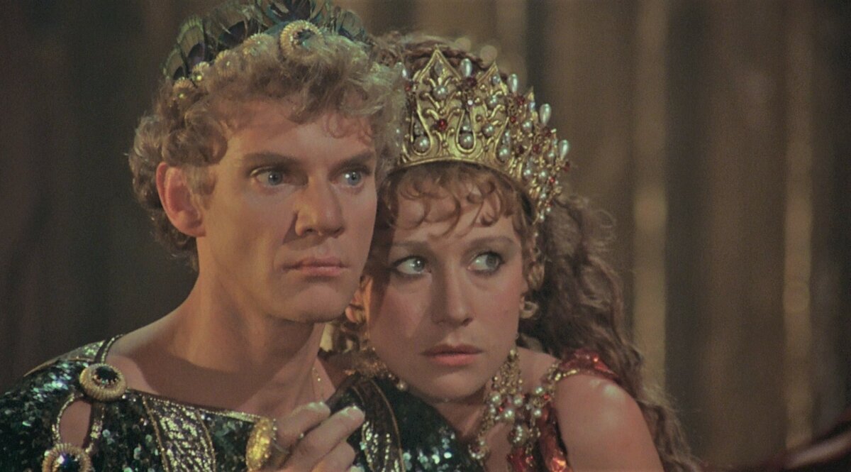 Картину явно не стоит воспринимать как исторический источник.