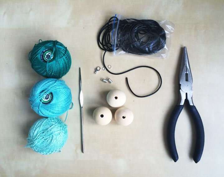 Слингобусы своими руками - развивающая и экологически чистая игрушка для малышей