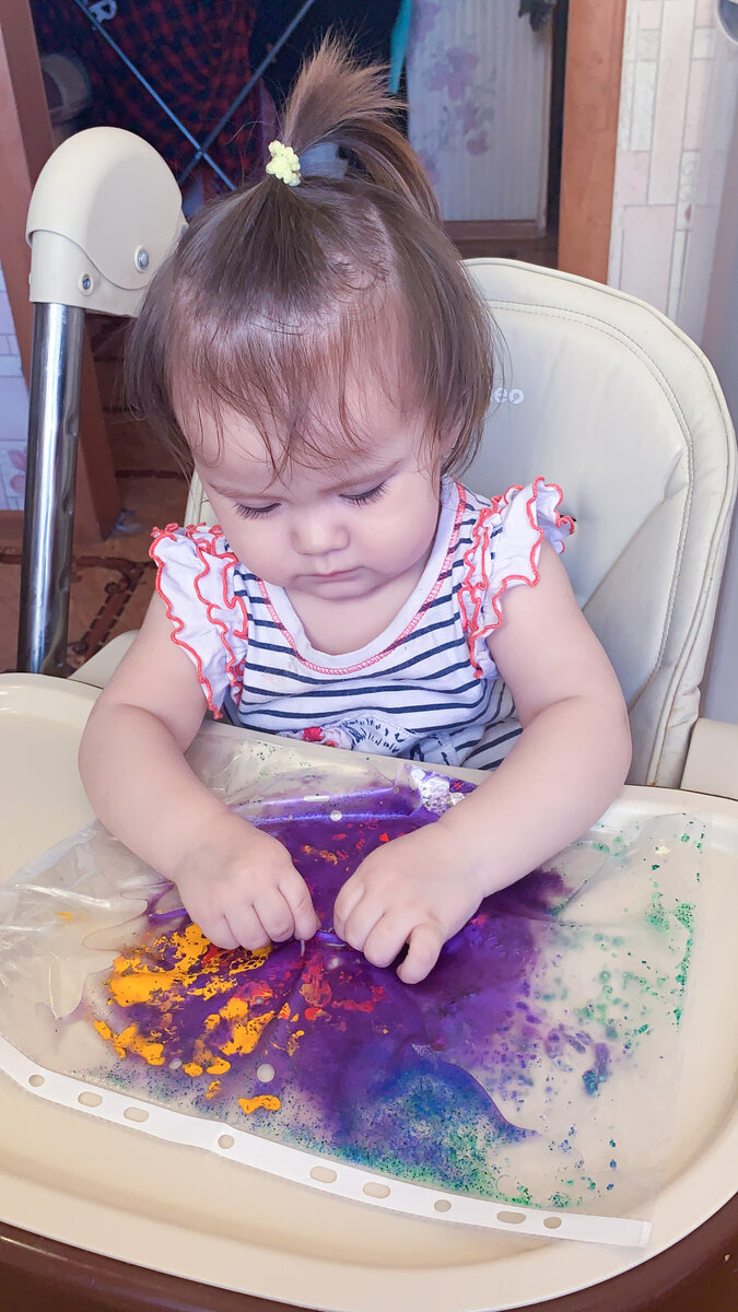 Ребёнка просто не оторвать 