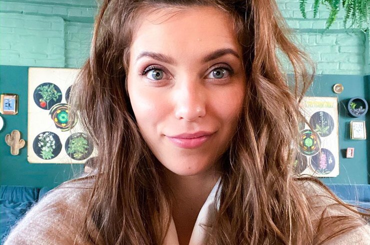 https://www.cosmo.ru/stars/news/30-12-2019/pohudela-na-18-kg-regina-todorenko-pohvastalas-svoimi-dostizheniyami-2019-goda/