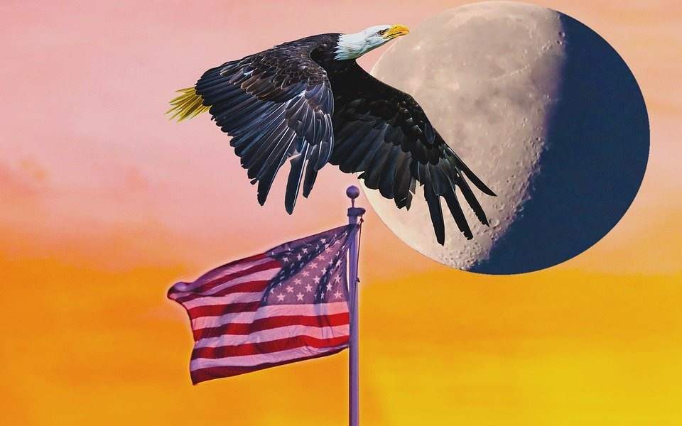 https://cdn.pixabay.com/photo/2020/04/19/21/20/american-flag-5065665_960_720.jpg