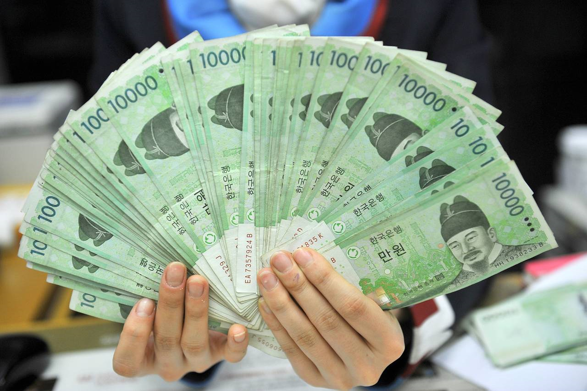 Korea money. Вон Южная Корея. Корейские деньги. Воны деньги. Деньги Южной Кореи.