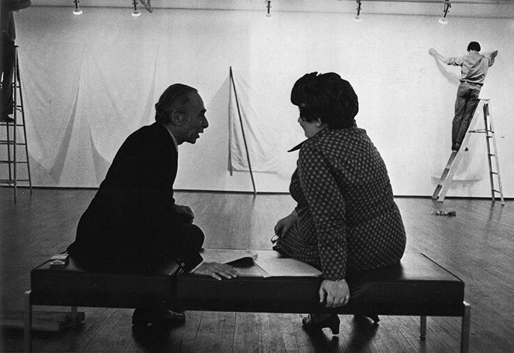 Лео Кастелли и Илеана Соннабенд, photo by Gianfranco Gorgoni, 1975.