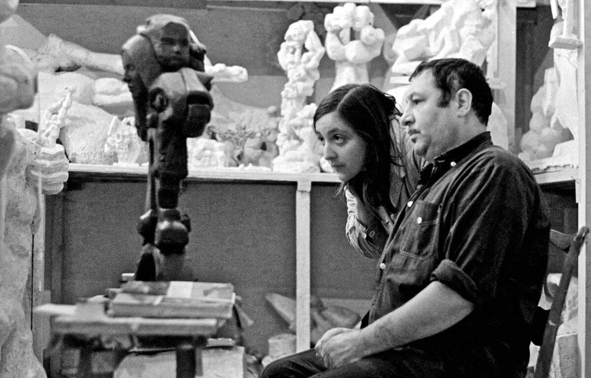 Эрнст Неизвестный в мастерской, 1974 г.