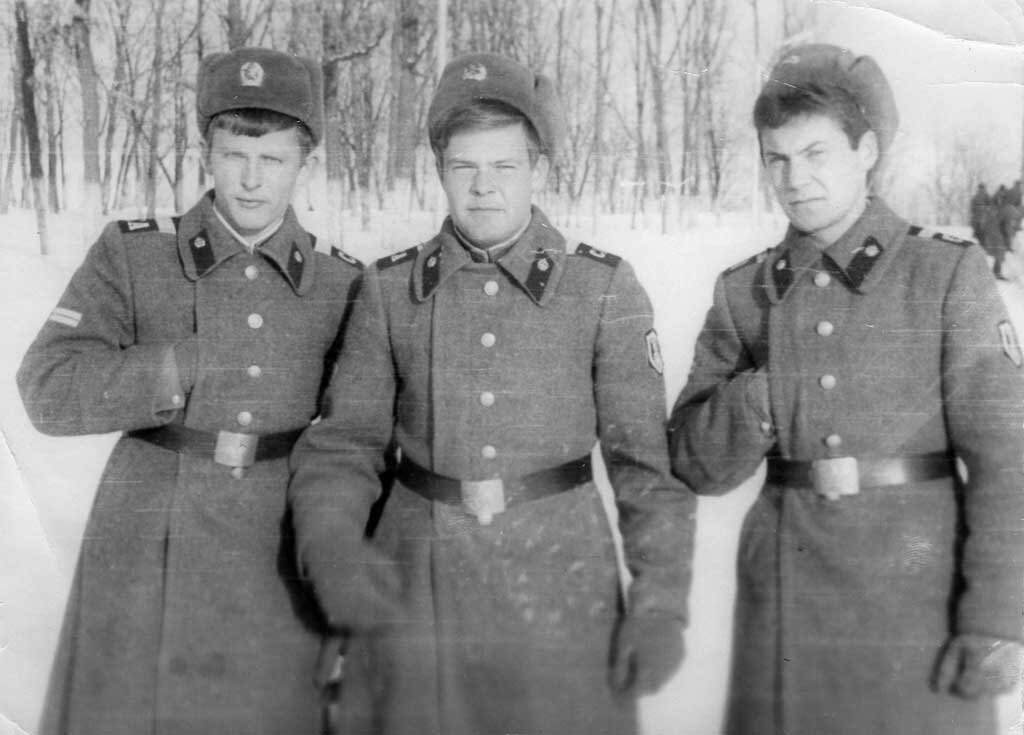 Фотография советского солдата 1976 года