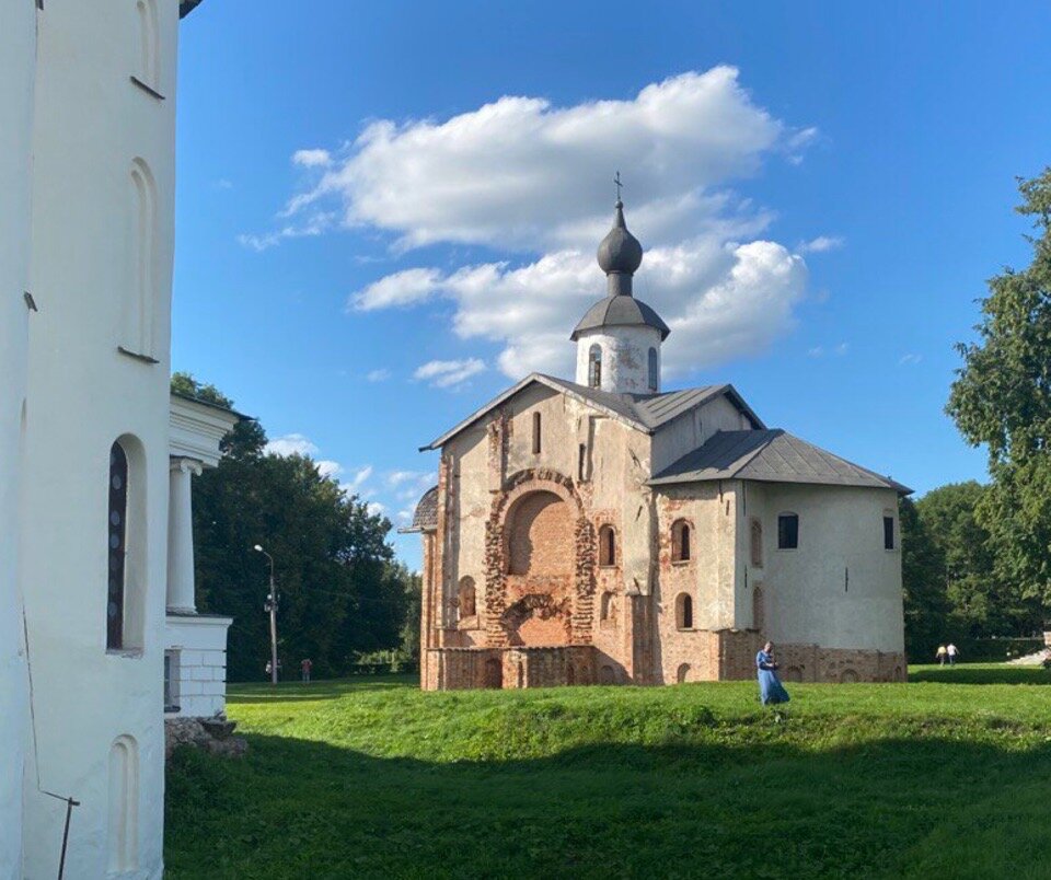 Церковь Параскевы Пятницы на Торгу. Великий Новгород. Фото из архива Марии Богдановой.