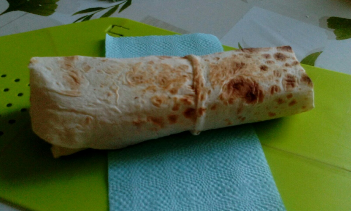 Шаурма с курицей и овощами
