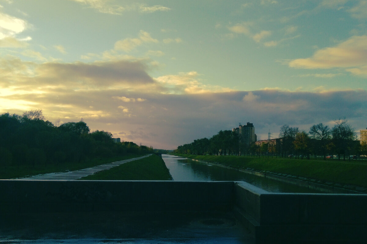 Просто фото. Ходят слухи с фото карма выше. 