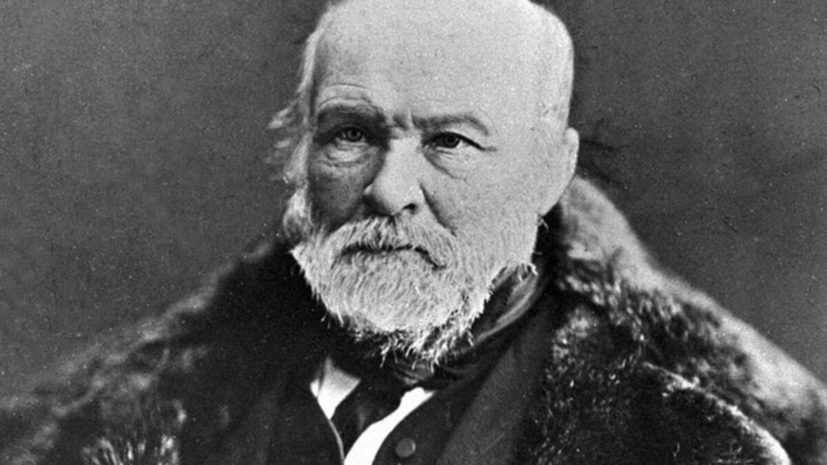 Николай Иванович Пирогов, русский хирург и анатом, естествоиспытатель и педагог, основоположник русской военно-полевой хирургии, основатель русской школы анестезии (1810 - 1881) 