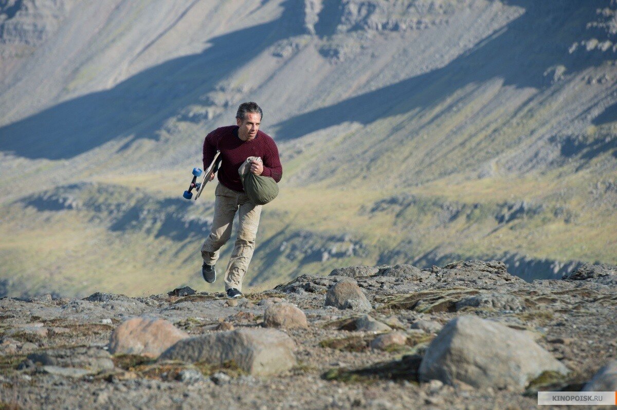 Невероятная жизнь Уолтера Митти. Бен Стиллер спешит найти очень важного для его работы фотографа
Фото с сайта kinopoisk.ru