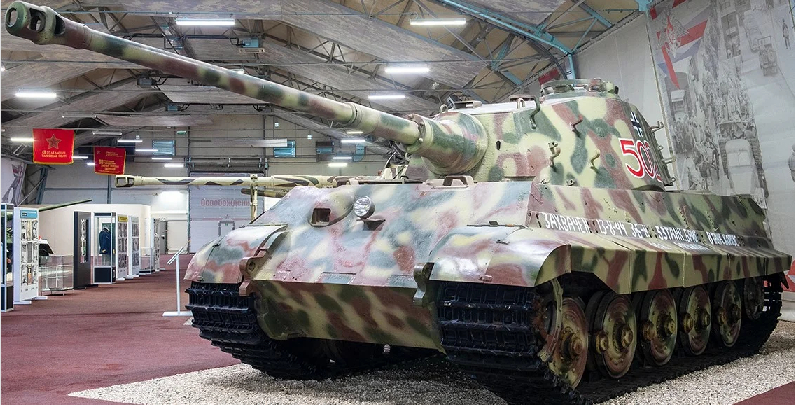 Королевский тигр в Кубинке