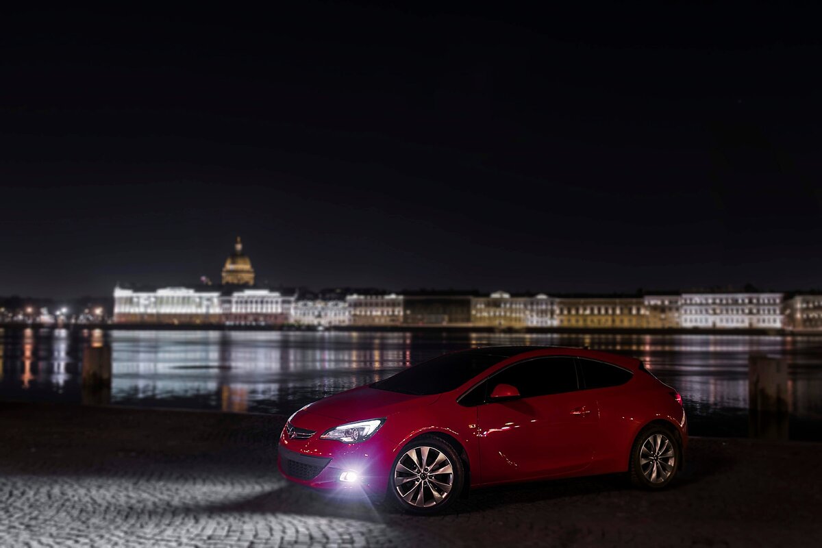 Opel Astra J GTC⁣⁣⠀