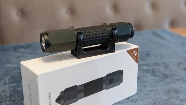  Стеклобой-фонарик-стропорез от Xiaomi LEAO Portable