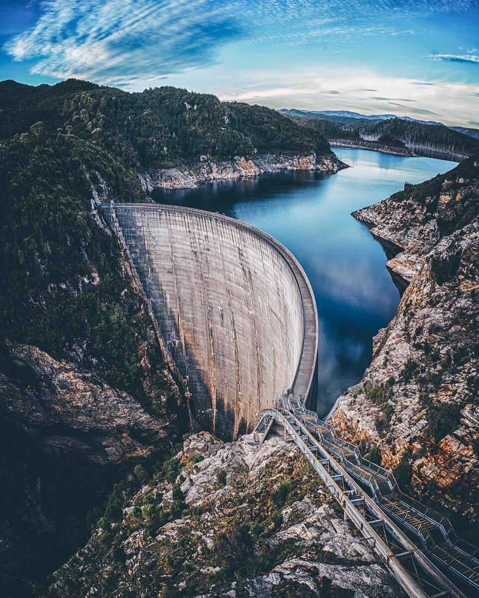 Платина на воде фото