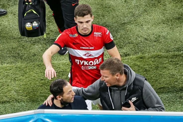 Фото разговора Доменико Тедеско и Дмитрием Бородиным.