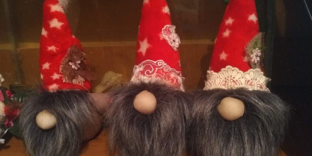 Новогодние гномики, сделаны с любовью