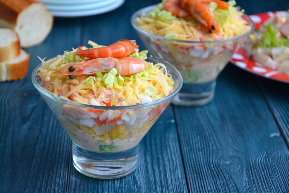 Салат с кальмарами и пекинской капустой - пошаговый рецепт с фото