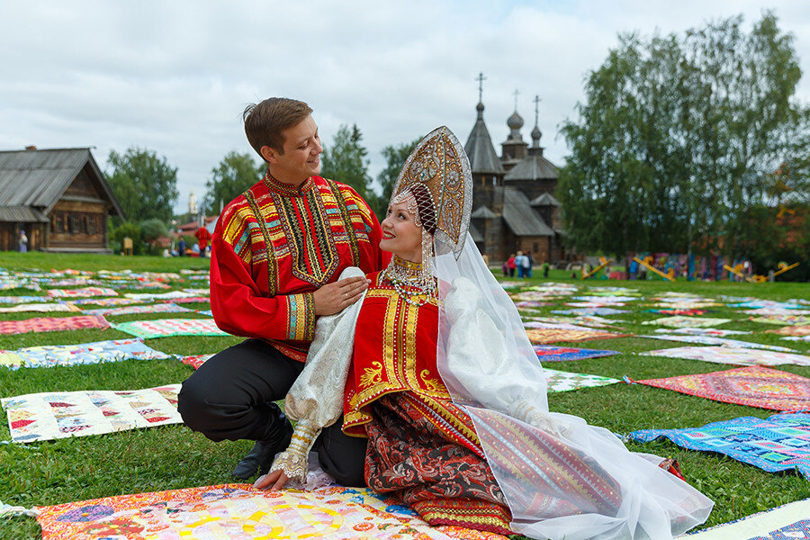 Купала суздаль. Свадебное платье в русском стиле.