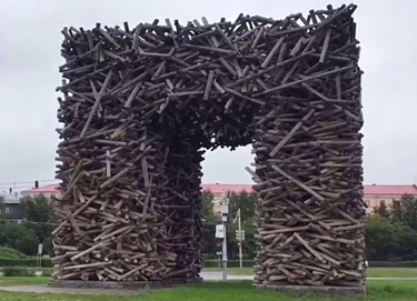 Опальная «Триумфальная арка»