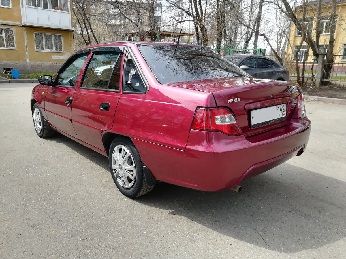 Вид сзади. 