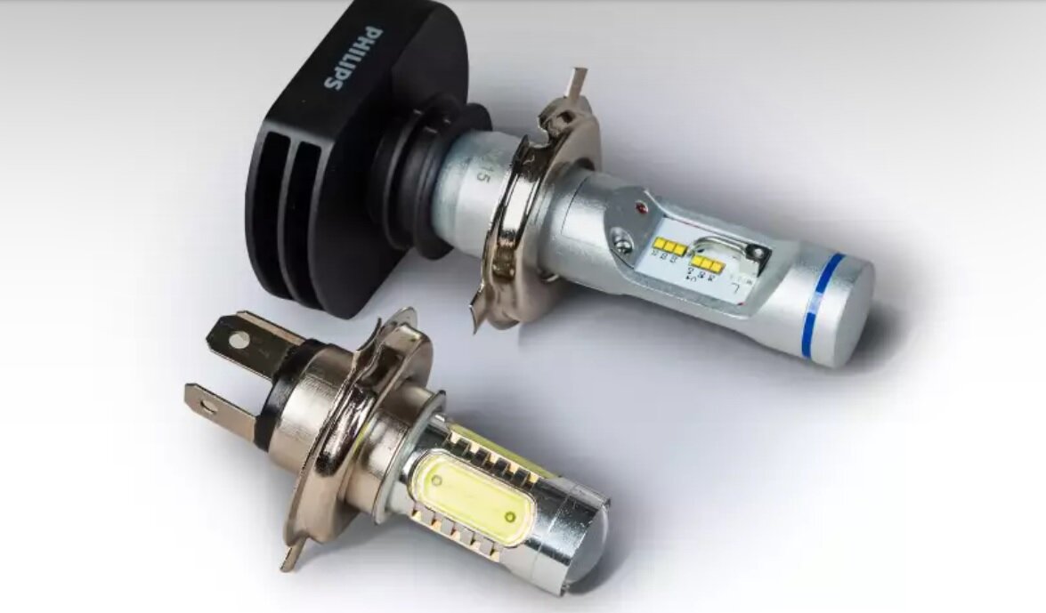 Рисунок 2. Сравнение ламп от разных производителей