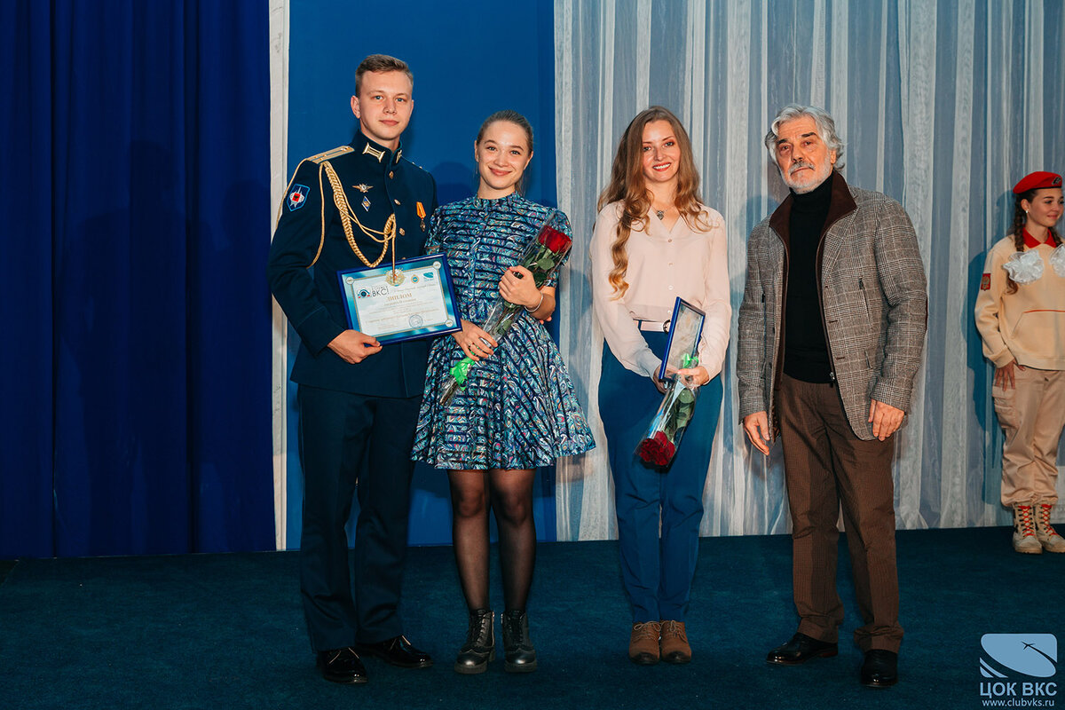 В Центральном академическом театре Российской Армии наградили победителей фотоконкурса «Я служу в ВКС!»